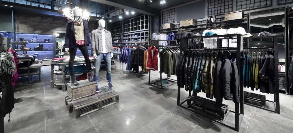 Mannequins Shopping