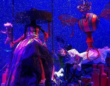 Christmas window displays Paris 2023