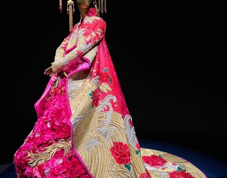 Exposition mode et mannequins vitrine