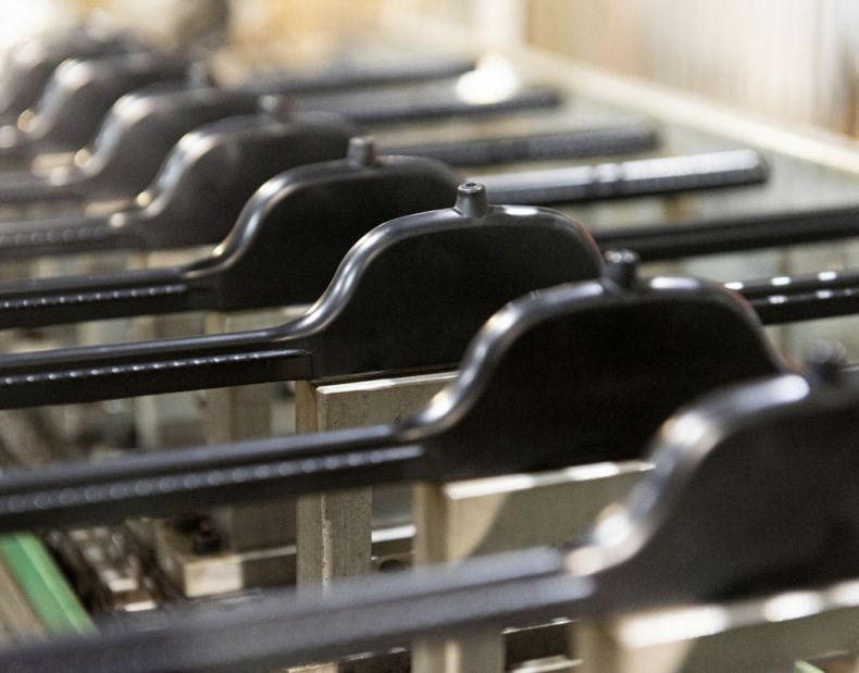 Kleiderbügel aus recyceltem Kunststoff