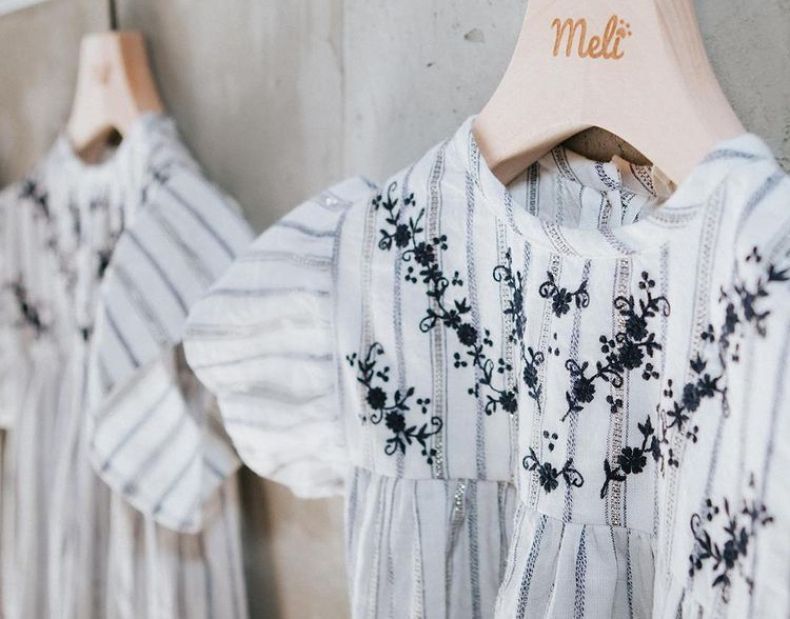 Personalisierter Holzaufhänger