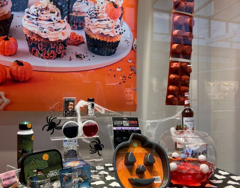 Store design tips for Halloween