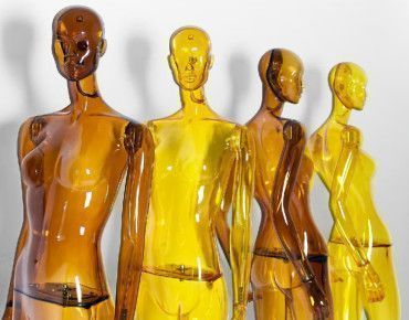 Maniquíes translúcidos una tendencia futurista