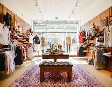 Personalisierte Kleiderbügel für Outdoor-Marken