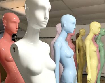 Renovation of display mannequins