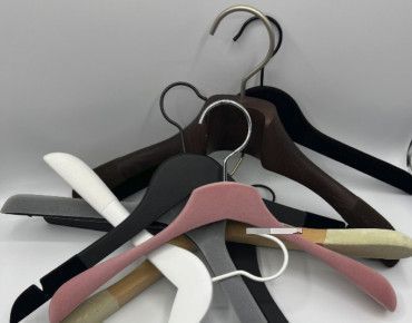 Velvet Finish Plastic Hangers