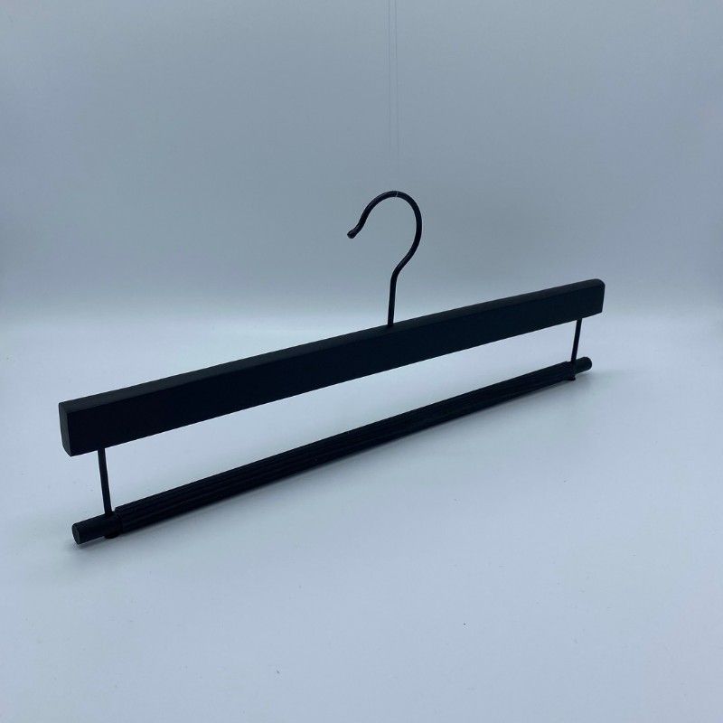 Image 7 : 10 Wooden hangers with black ...