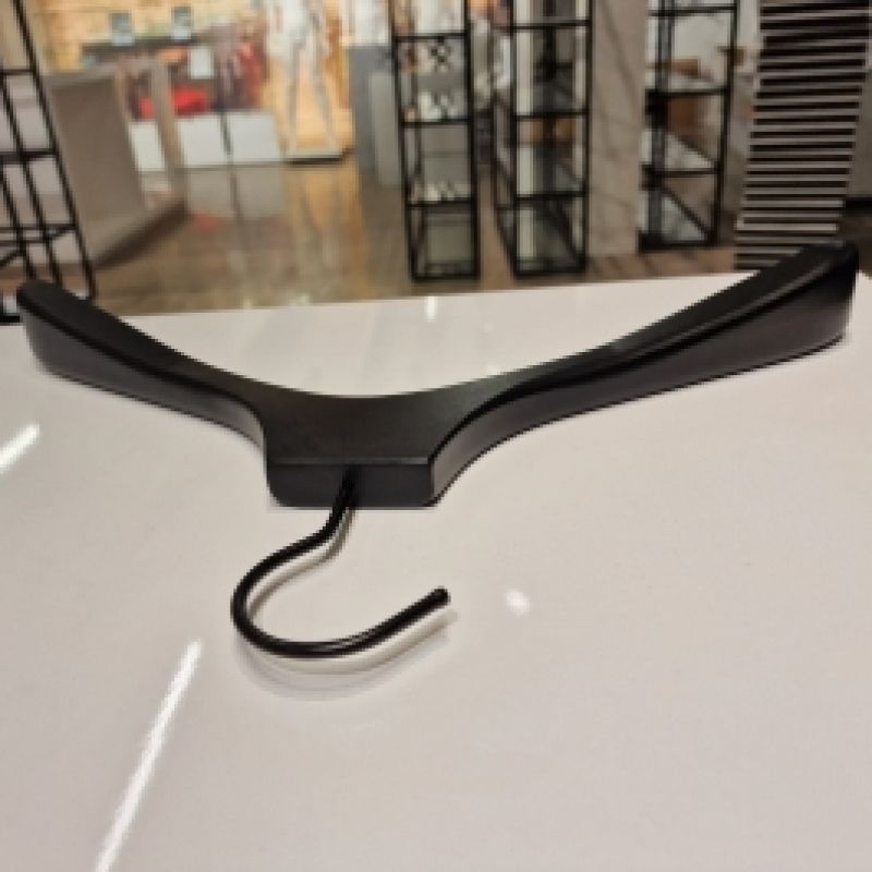 Image 6 : 10 Hangers jacket black wood ...