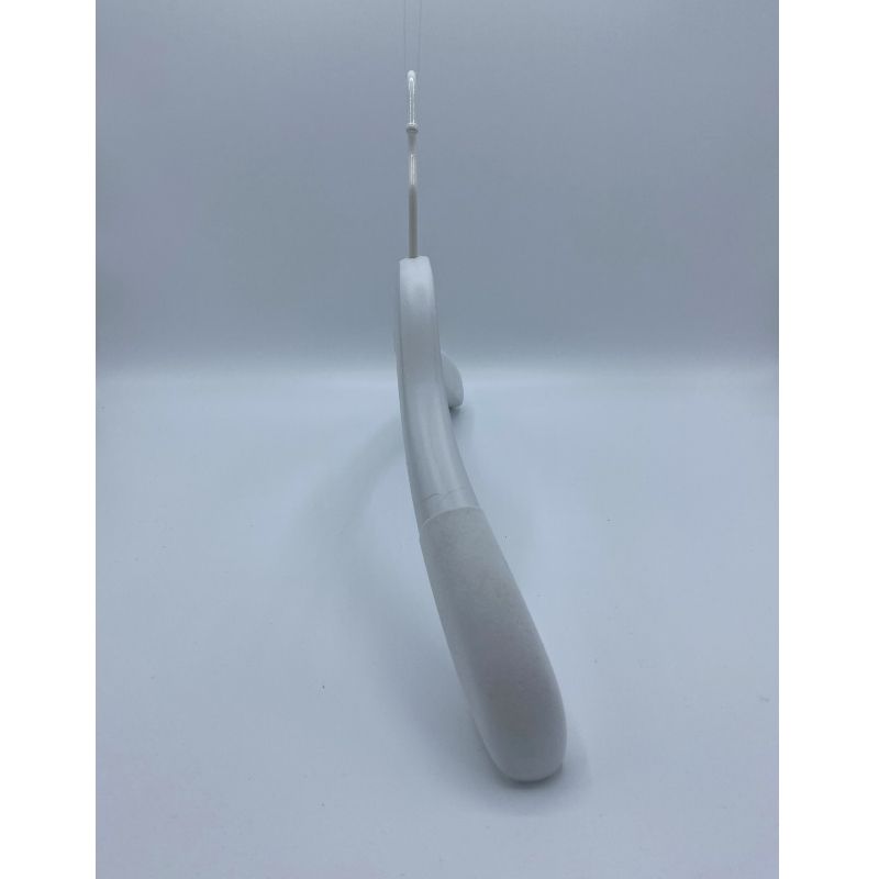 Image 6 : 10 White wooden hangers with ...