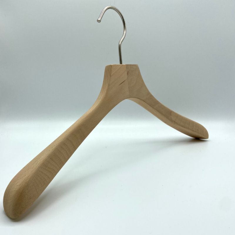 Image 2 : Pack of 10 wooden hangers ...