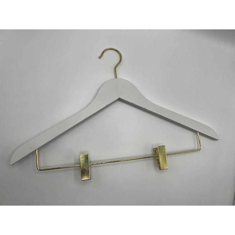 Image 4 : 10 wooden trouser hangers in ...