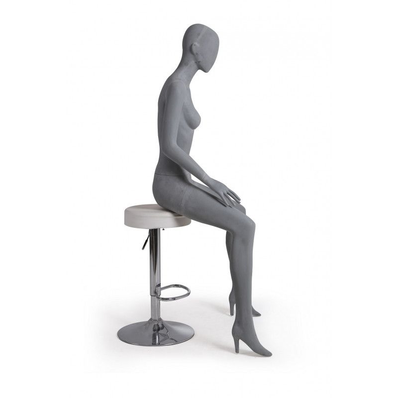 Image 5 : Display mannequins seated for ladies ...