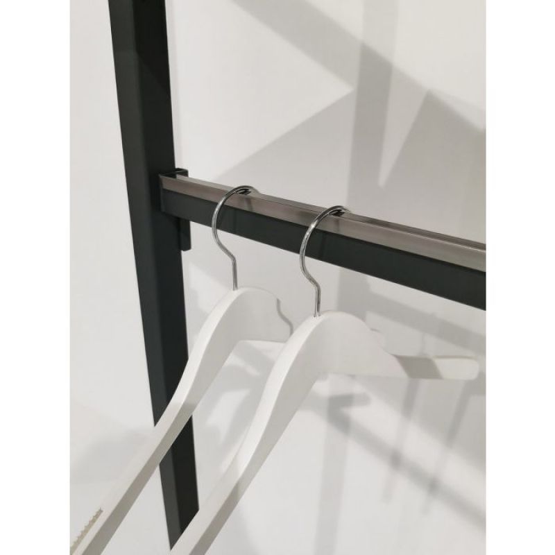 Image 1 : A stylish and functional aluminium ...