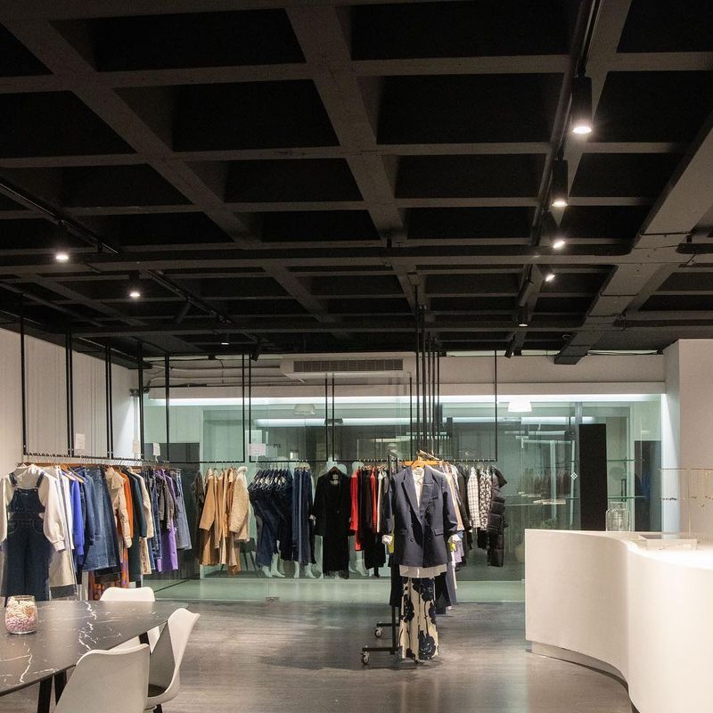 Image 3 : Appendiabiti a soffitto regolabile in ...