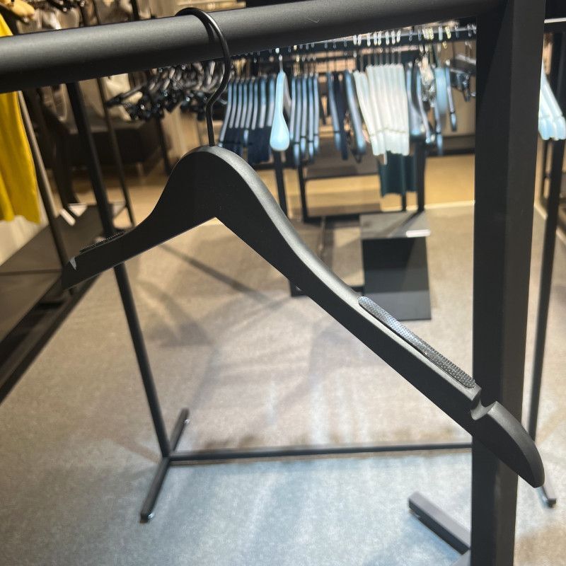 Image 4 : Black wooden hanger 44 cm ...