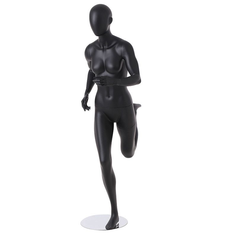 Black paint running female mannequins : Mannequins vitrine