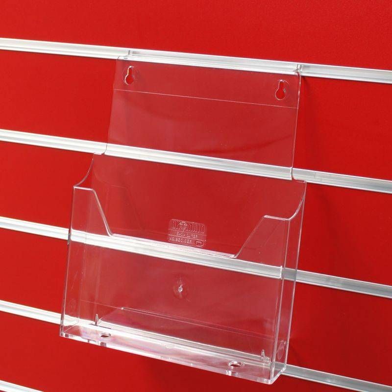Brochure holder A4 on grooved panels : Presentoirs shopping