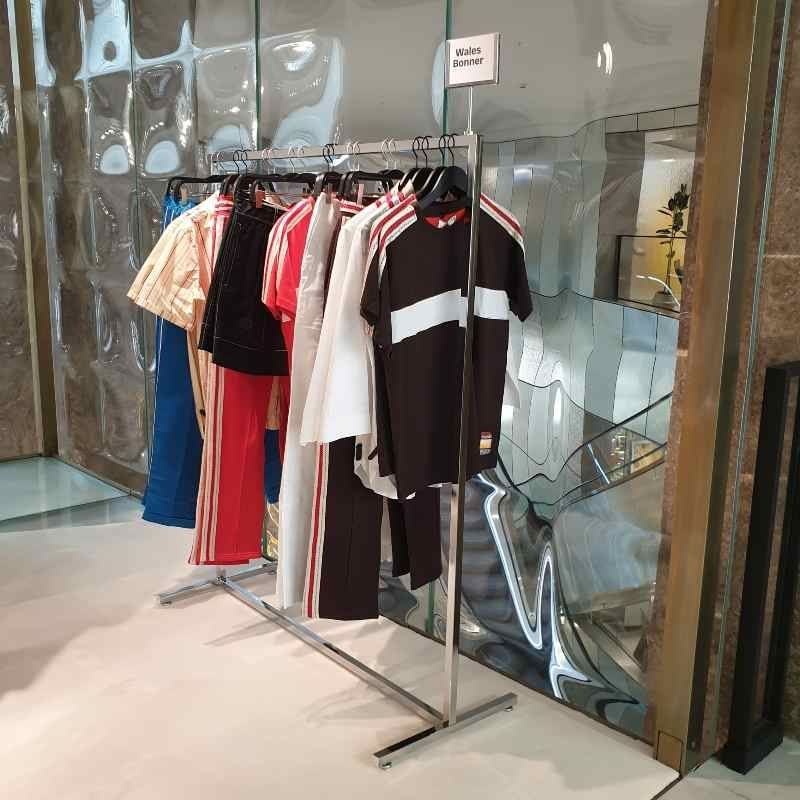 Clothes rail square chrome finish 90cm x 155cm