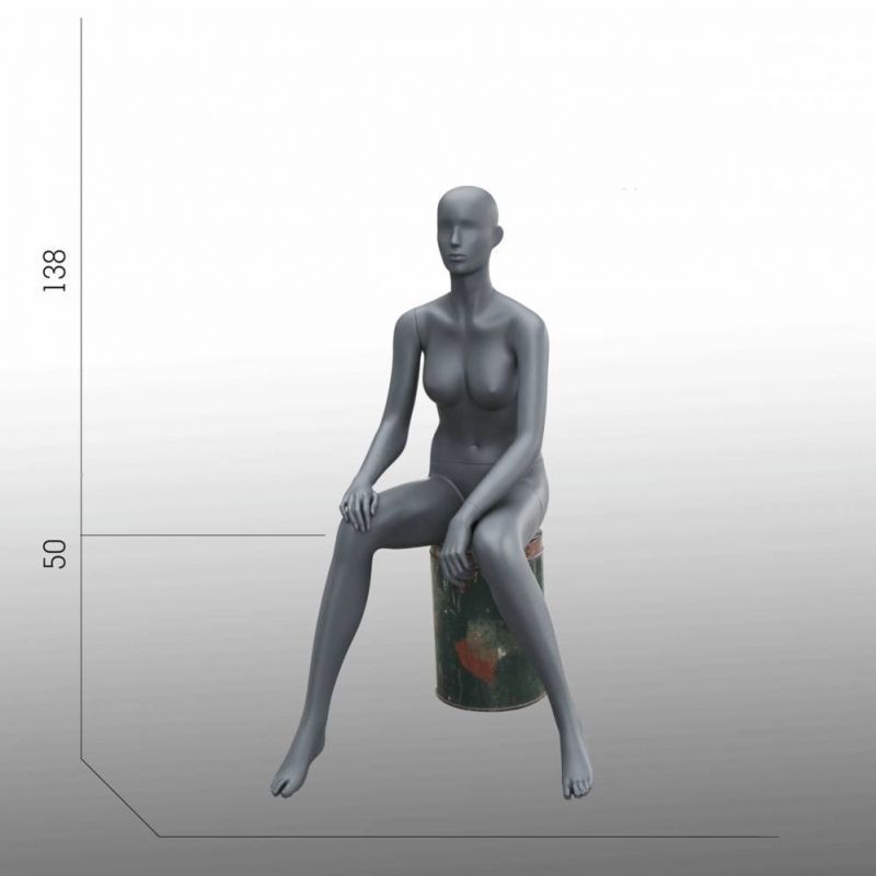 Image 2 : Damen schaufensterfiguren gesetzt mit Kopf ...