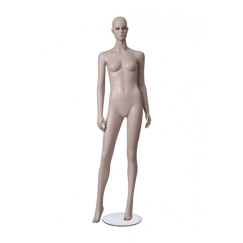 Image 5 : Realistic woman mannequin with her ...