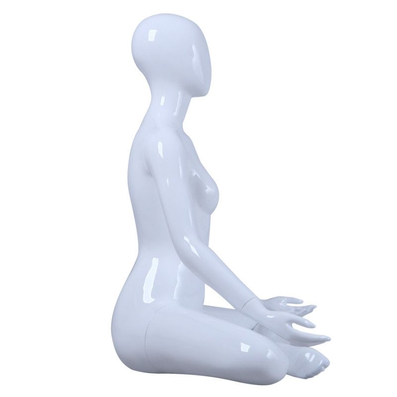 Image 4 : Female mannequins yoga position. Mannequins ...