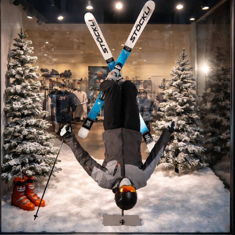 Image 7 : M&auml;nnliches Schaufenster-Model Ski ...
