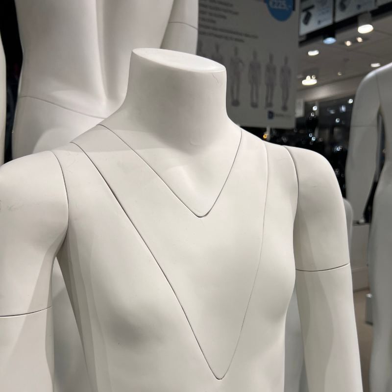 Image 5 : Child display mannequin for photoshoots ...