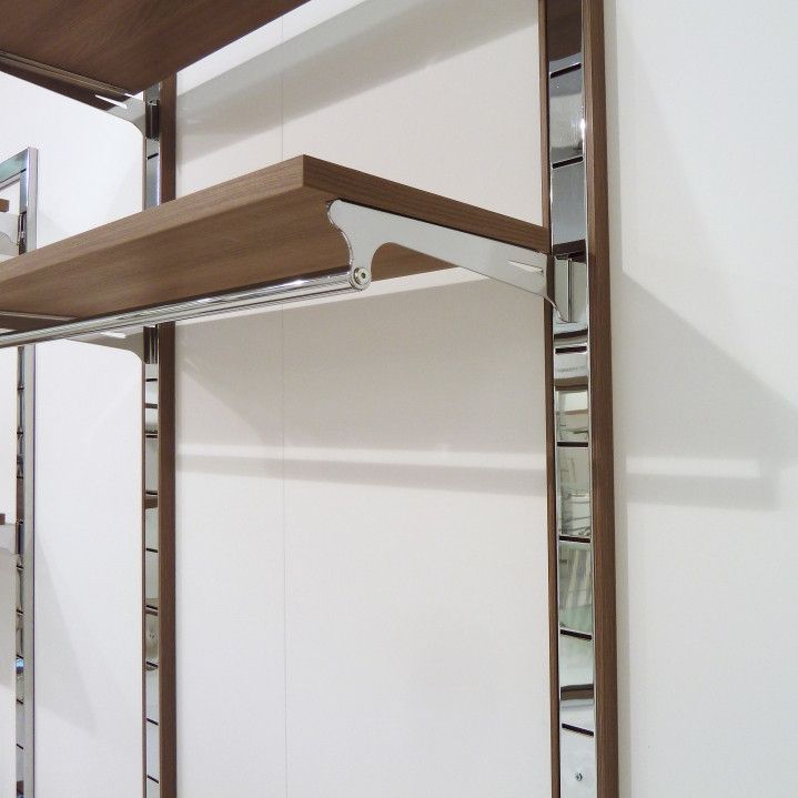 Image 5 : Gondole per indumenti a muro ...