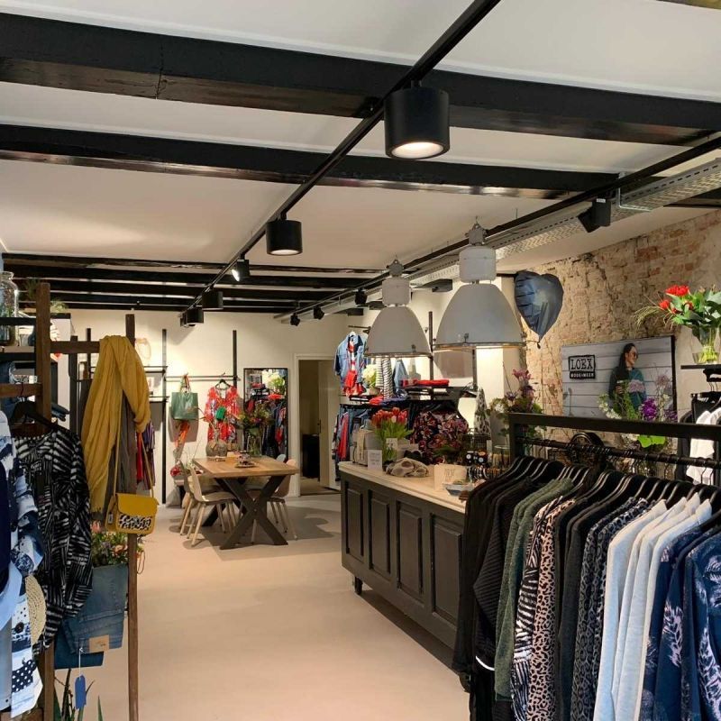 Image 3 : LED center rail lighting model ...