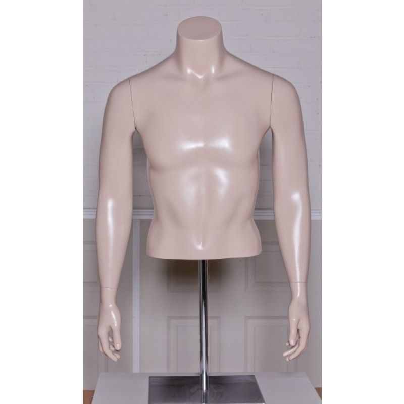 Male bust on metal base skin color : Bust shopping
