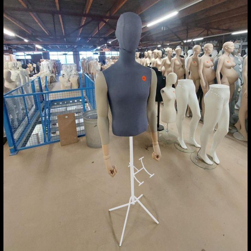 Image 2 : Elegant Male Bust mannequins with ...