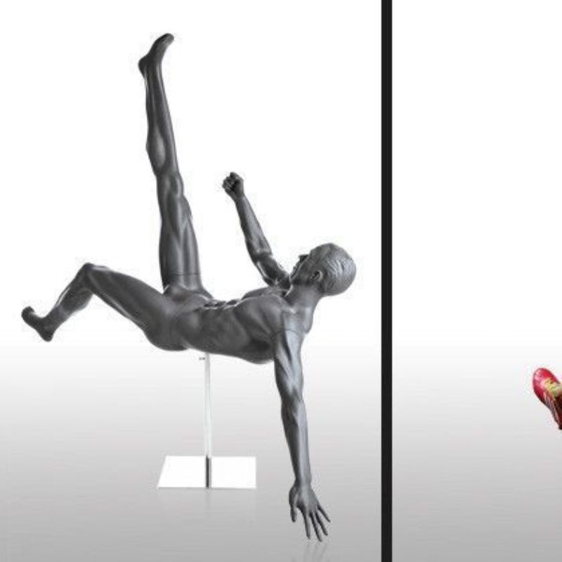 Image 2 : Sport man window mannequin turned ...