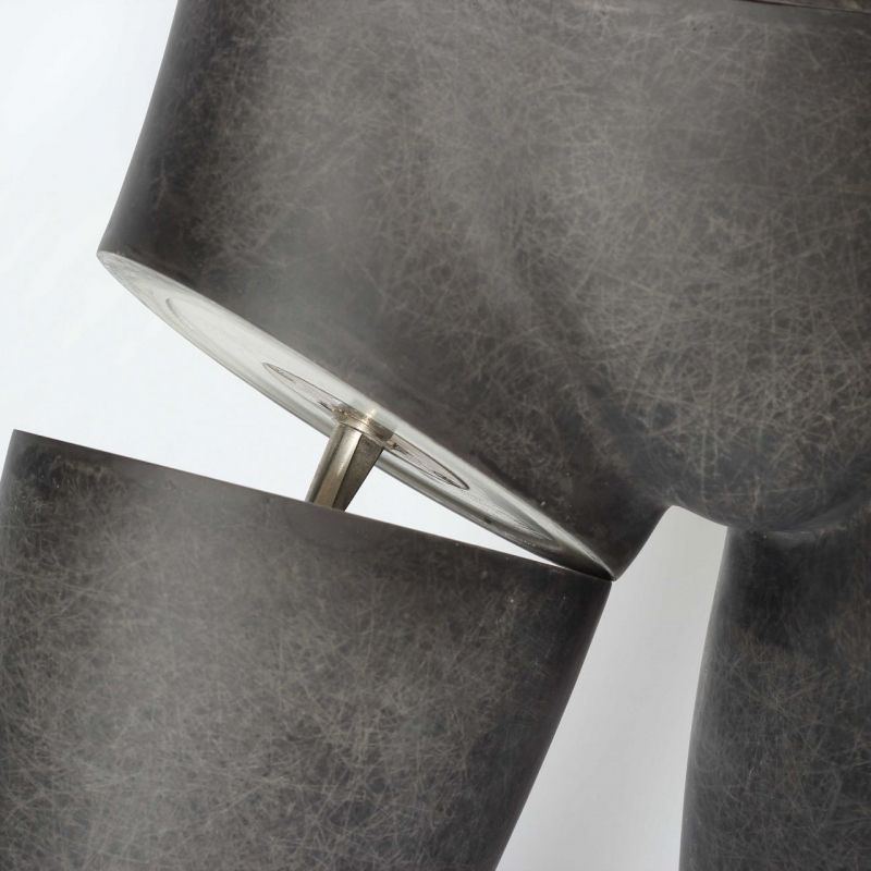 Image 4 : Abstract egg head seated male ...