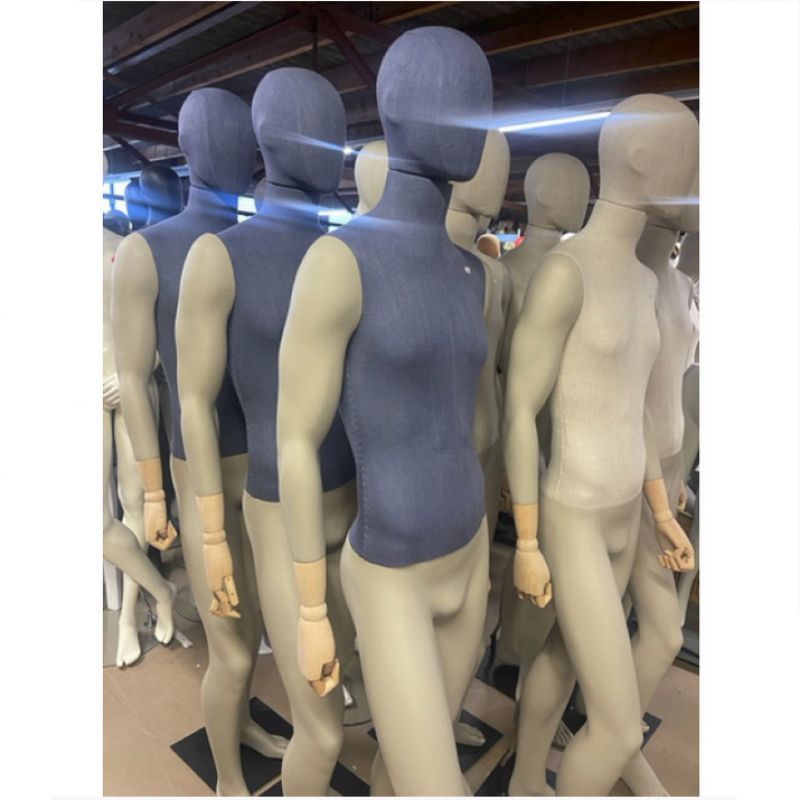 Image 1 : Male fabric window mannequin with ...