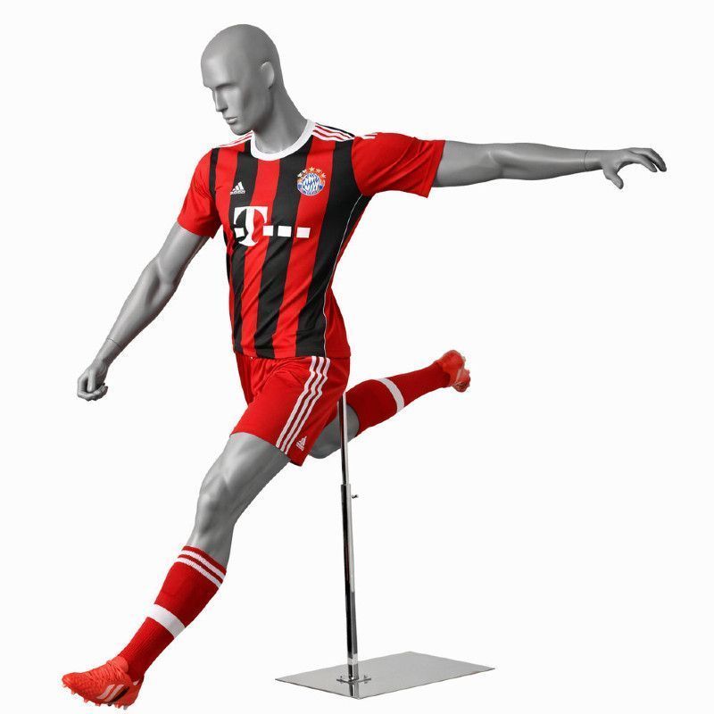 Image 6 : Maniqu&iacute; de hombre en posici ...