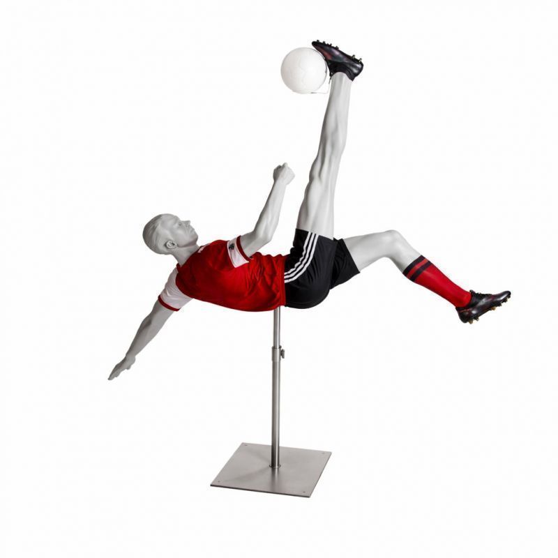 Image 4 : Mannequin de vitrine sport homme ...
