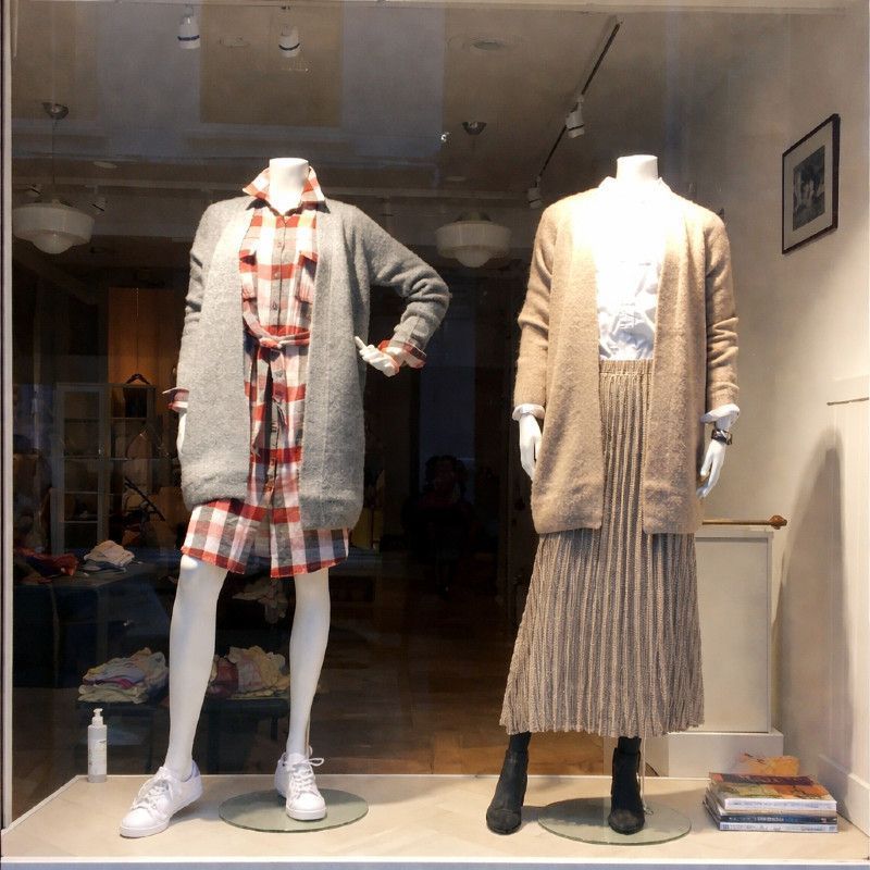 Image 4 : Mannequin de vitrine femme sans ...