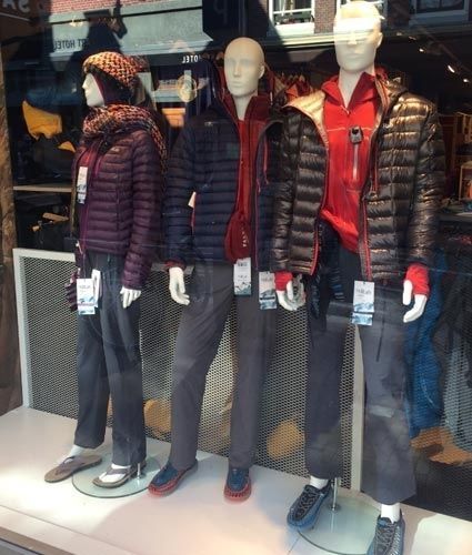 Image 4 : Fabric display mannequin for walking ...