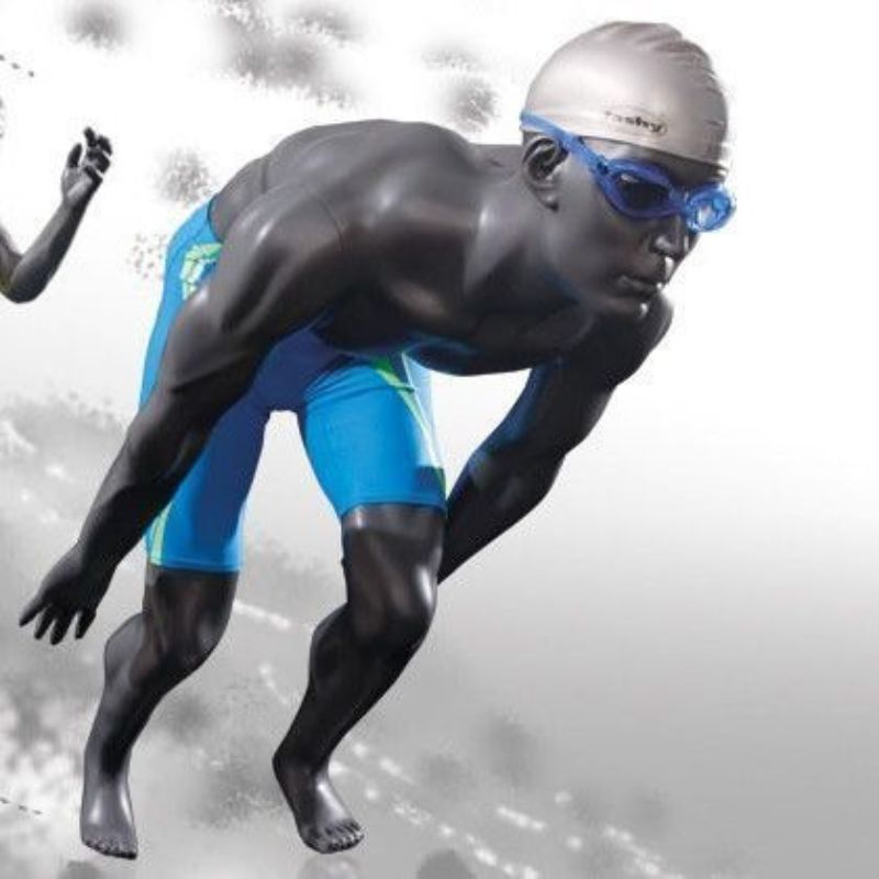 Image 4 : Modelo de escaparate masculino buceador ...