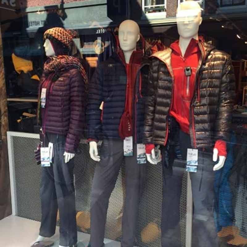 Image 2 : Mannequin vitrine homme abstrait blanc ...