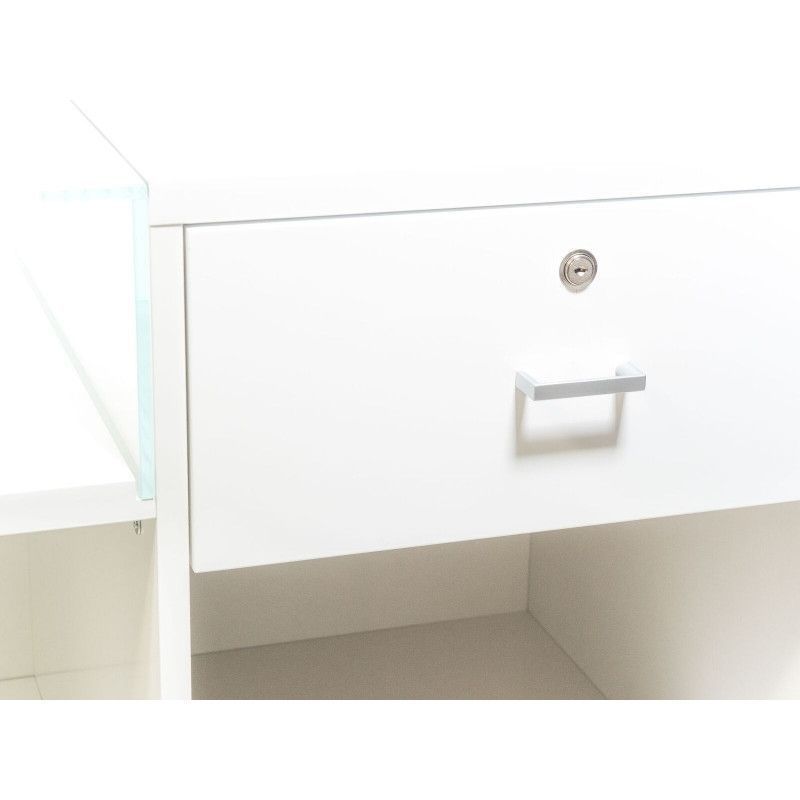 Image 3 : White counter with glass display ...