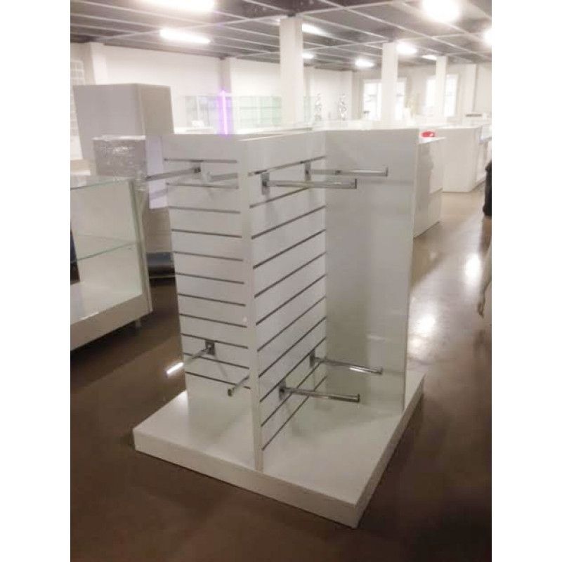 Image 2 : Panneaux rainur&eacute;s et fixations ...