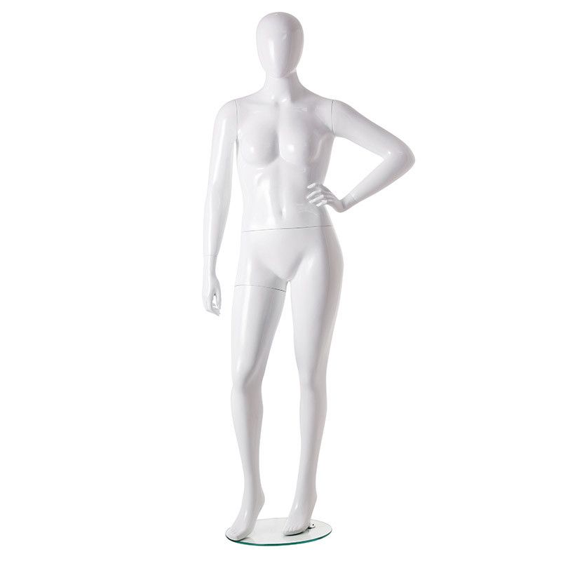 plus size model mannequin