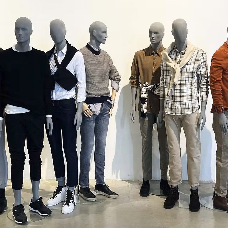 Image 1 : Men's window mannequin Future ...