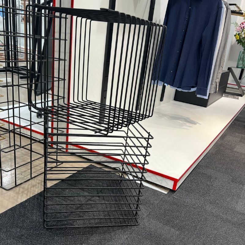 Image 6 : Schwarz metal podium 40 x ...