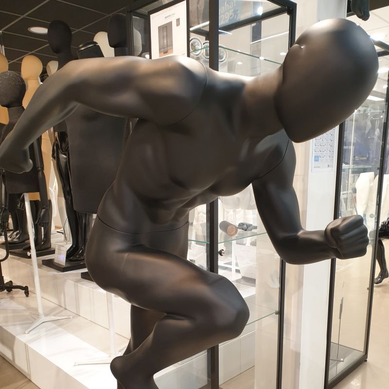 Image 7 : Sport herre schaufensterfiguren sprinter schwarz ...