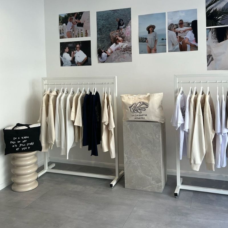 Image 6 : White metal clothes rack 150 ...