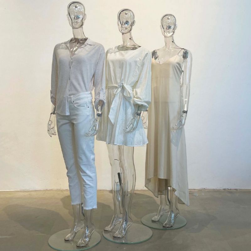 Image 3 : Women's window mannequin transparent ...