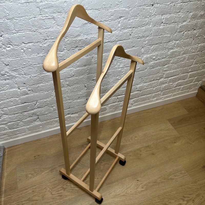 Image 2 : 30 x Valet de chambre ...