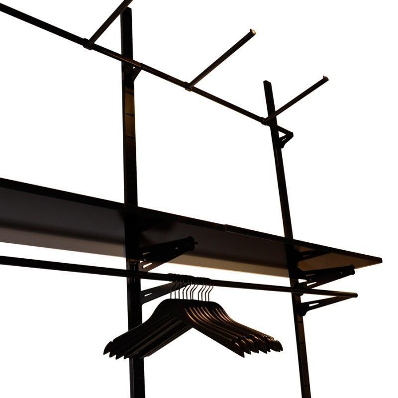 Image 2 : 10 meters of wall gondola ...